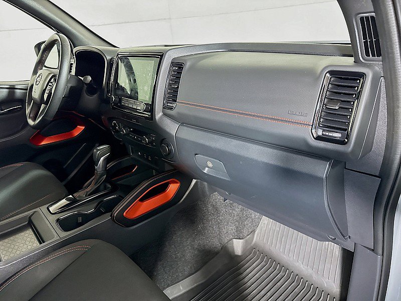 Certified 2022 Nissan Frontier PRO-4X w/ Technology Package AWD/4WD image 27