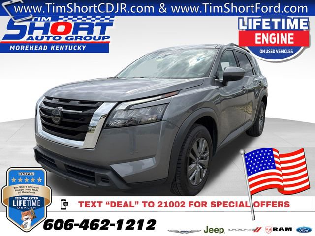 Used 2024 Nissan Pathfinder SV
