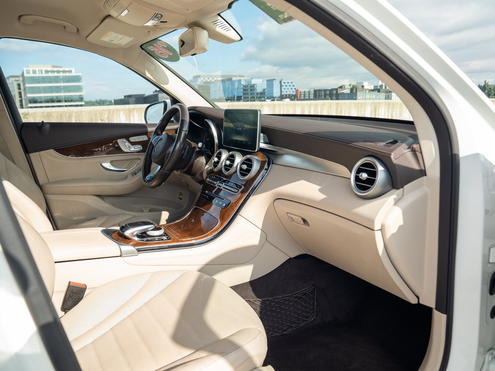 Used 2016 Mercedes-Benz GLC 300 image 27