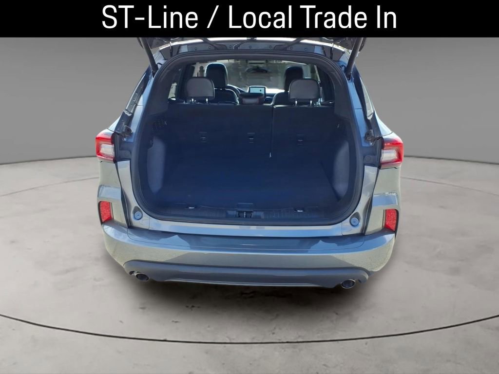 Used 2023 Ford Escape ST-Line w/ Equipment Group 301A FWD image 8