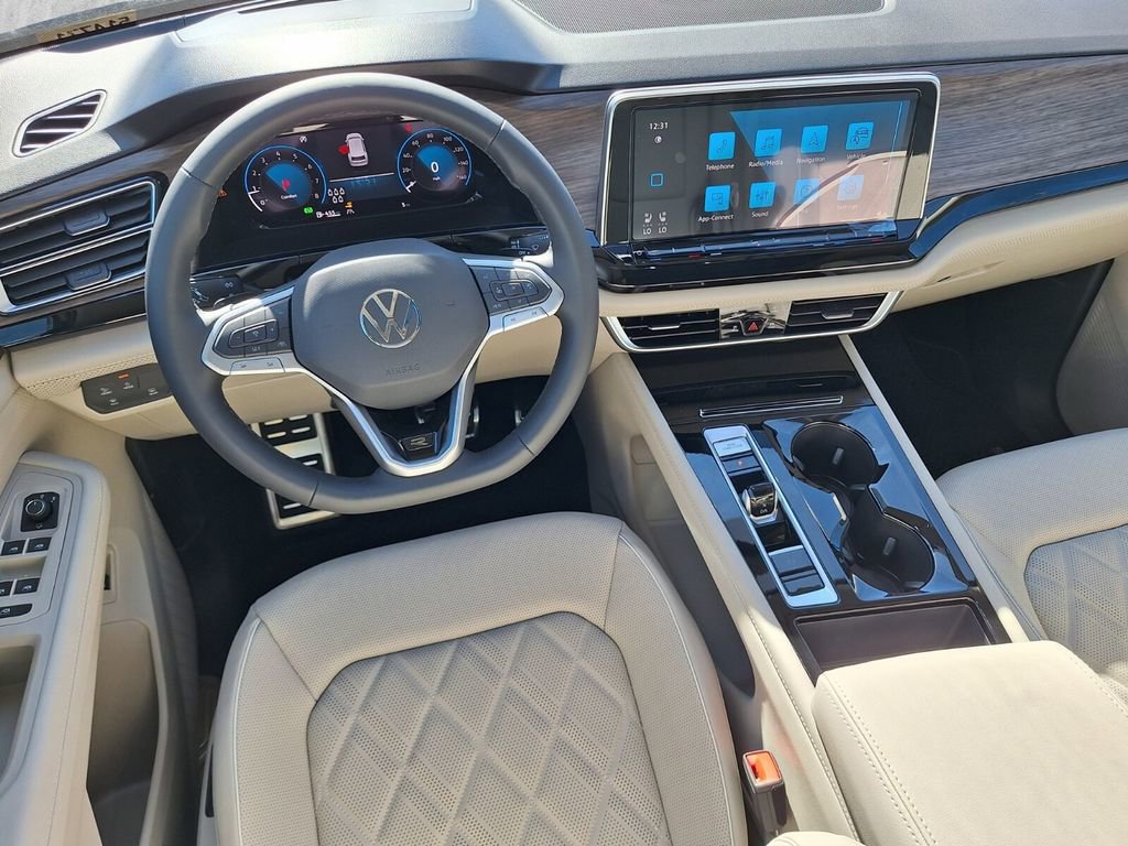 New 2026 Volkswagen Atlas SEL Premium R-Line image 9