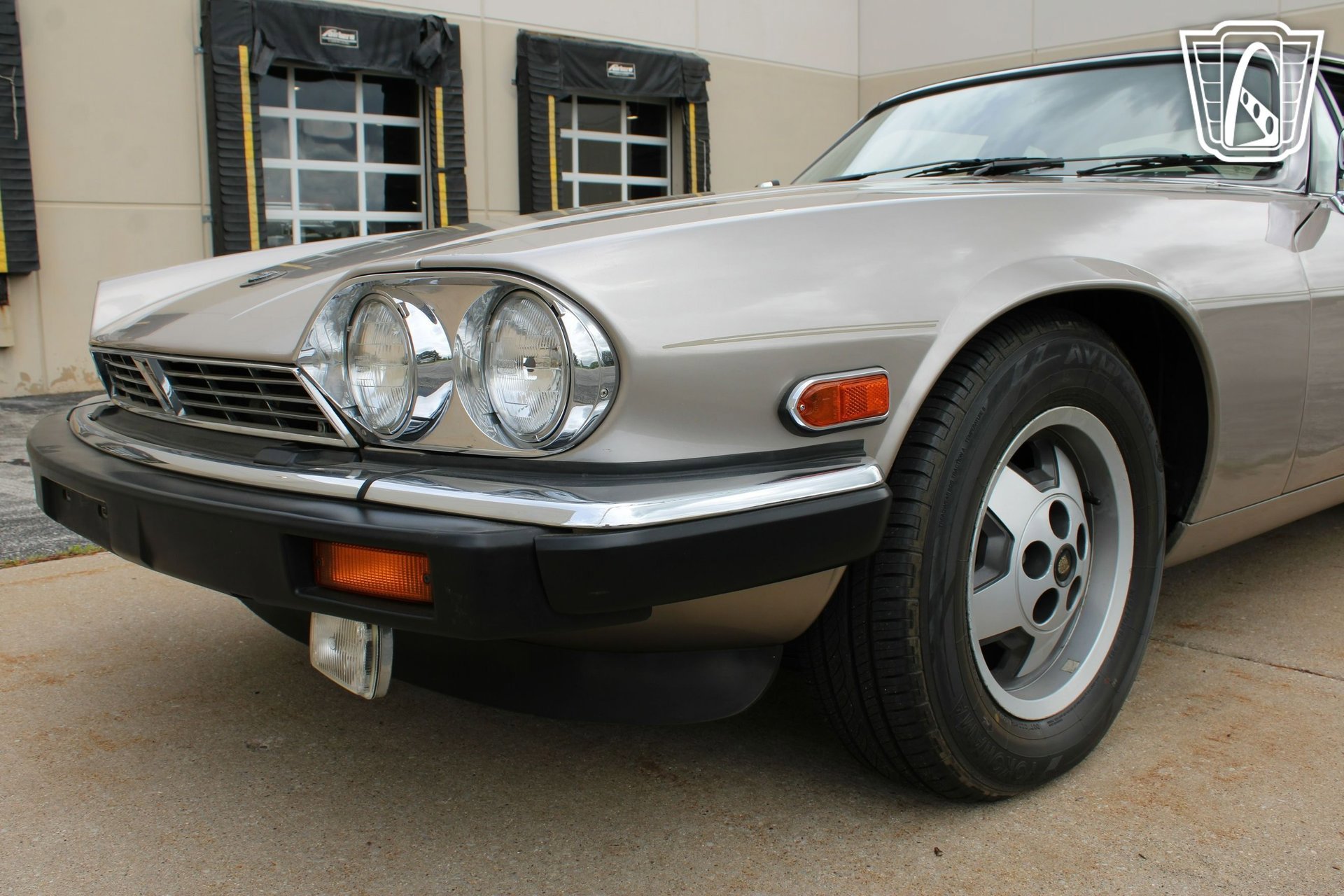 Used 1988 Jaguar XJS V12 Convertible image 37