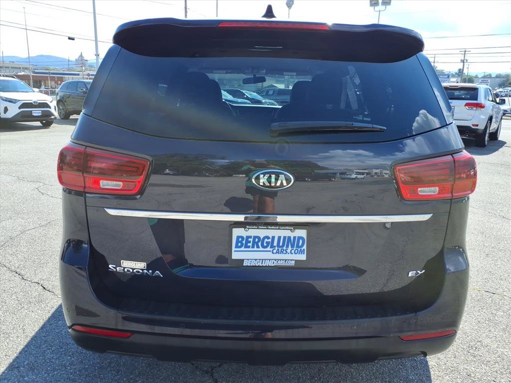 Used 2020 Kia Sedona EX FWD image 5