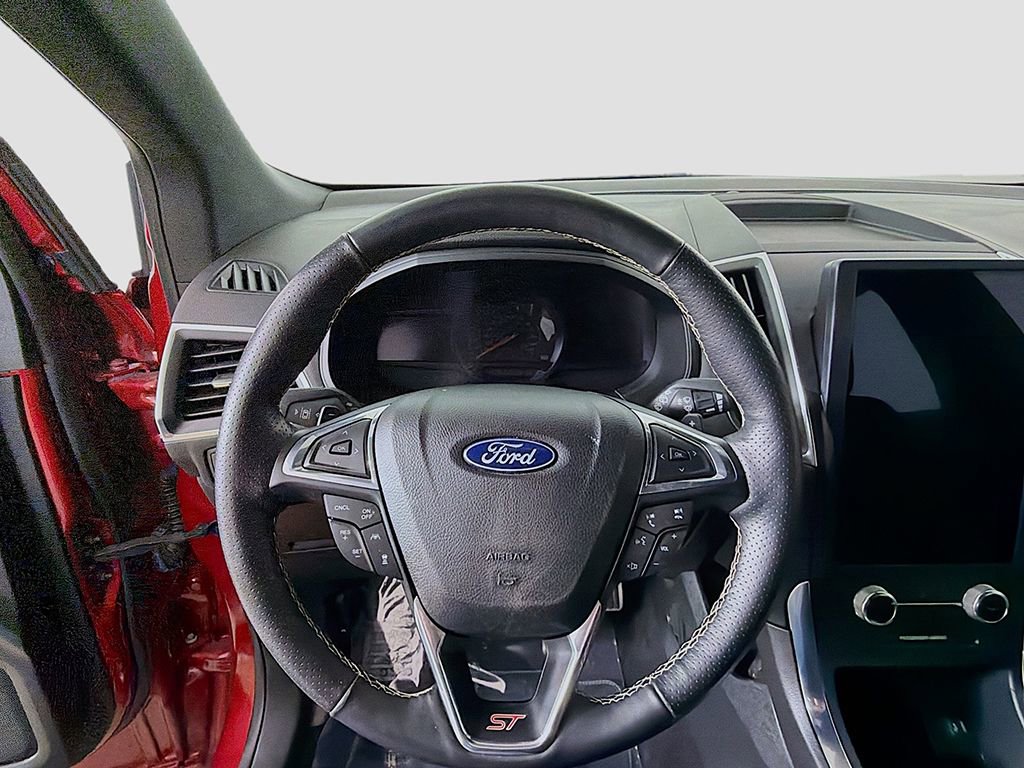 Used 2022 Ford Edge ST w/ Equipment Group 401A image 33