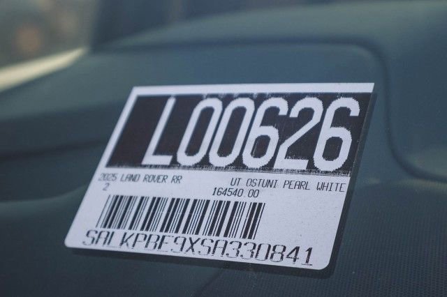 New 2025 Land Rover Range Rover Long Wheelbase SE image 41