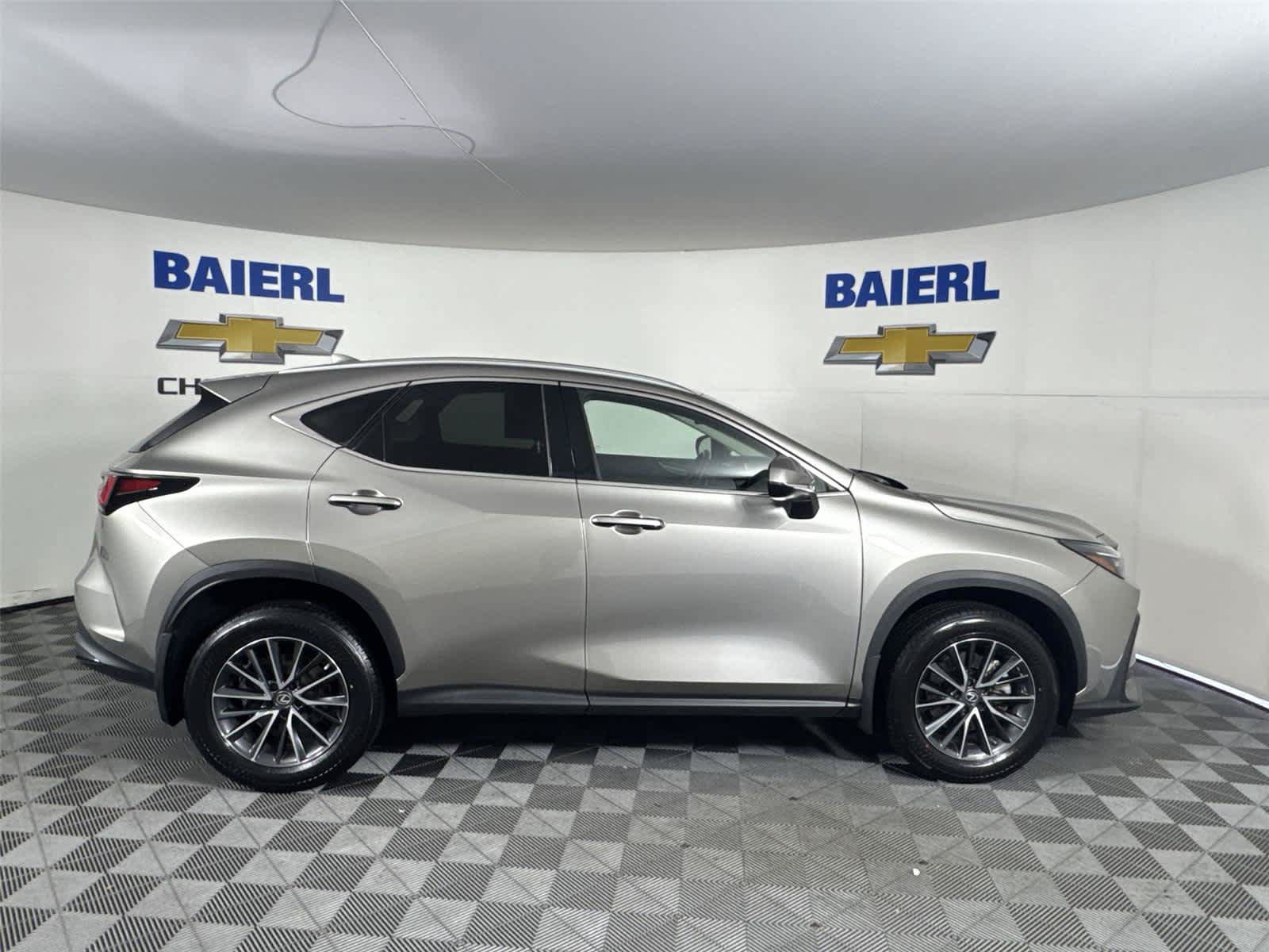 Used 2023 Lexus NX 350 AWD image 6