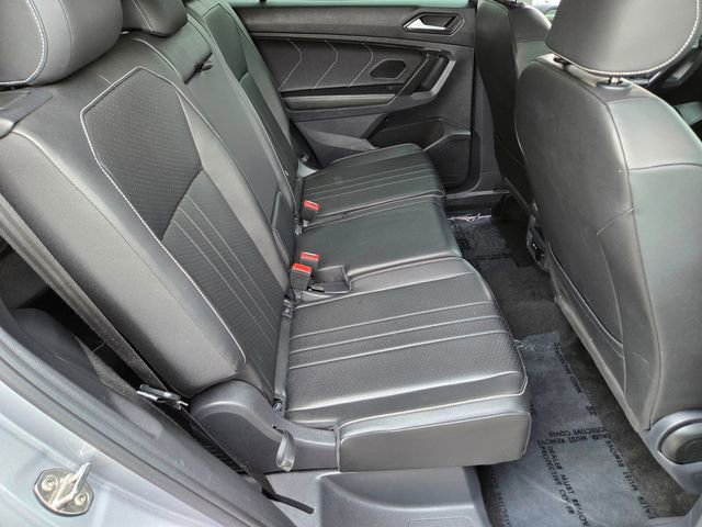 Used 2023 Volkswagen Tiguan SE FWD image 19