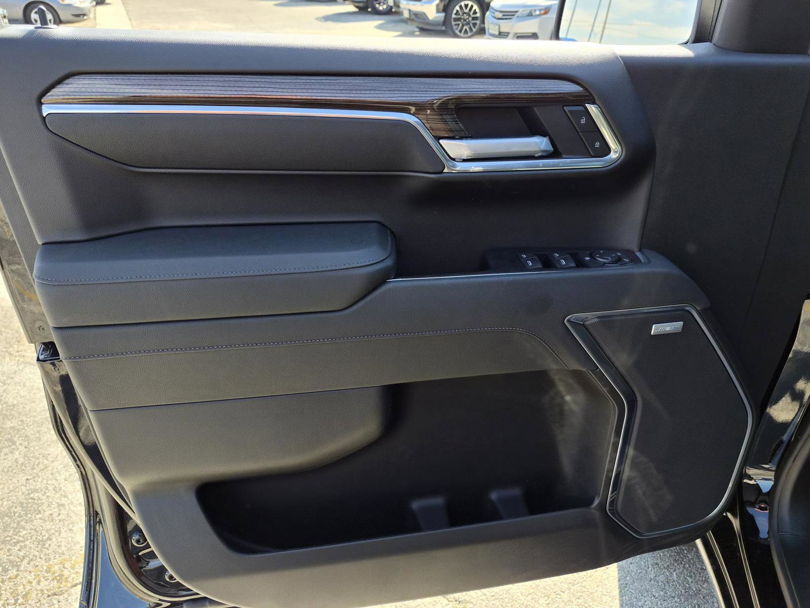 New 2026 Chevrolet Silverado 1500 LT Trail Boss w/ LT Trail Boss Premium Package AWD/4WD image 12