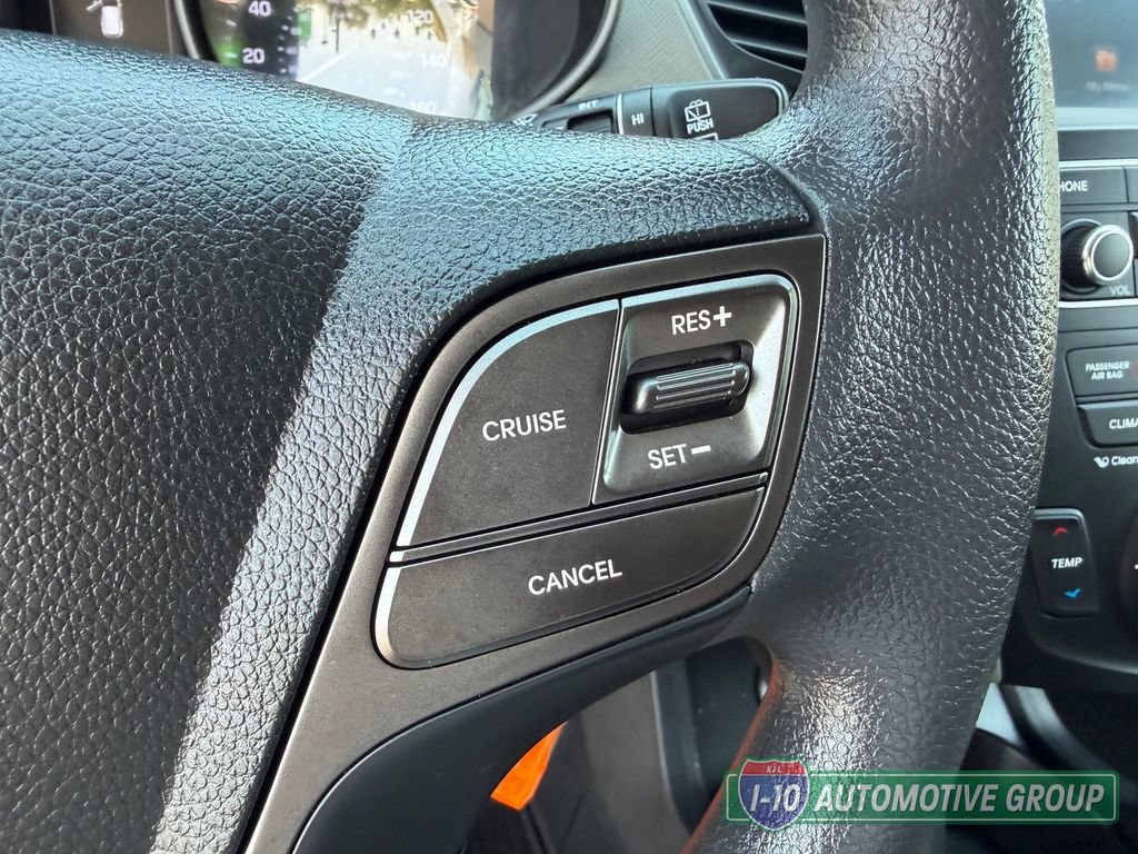 Used 2017 Hyundai Santa Fe Sport FWD image 18