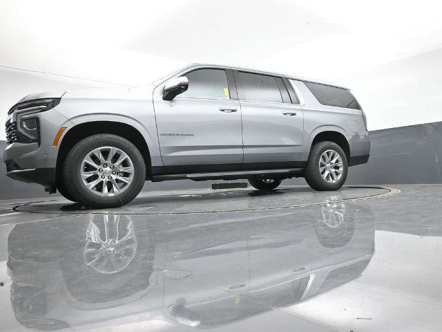 New 2025 Chevrolet Suburban Premier image 10