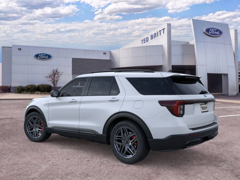 New 2026 Ford Explorer ST-Line w/ ST-Line Street Pack AWD/4WD image 5