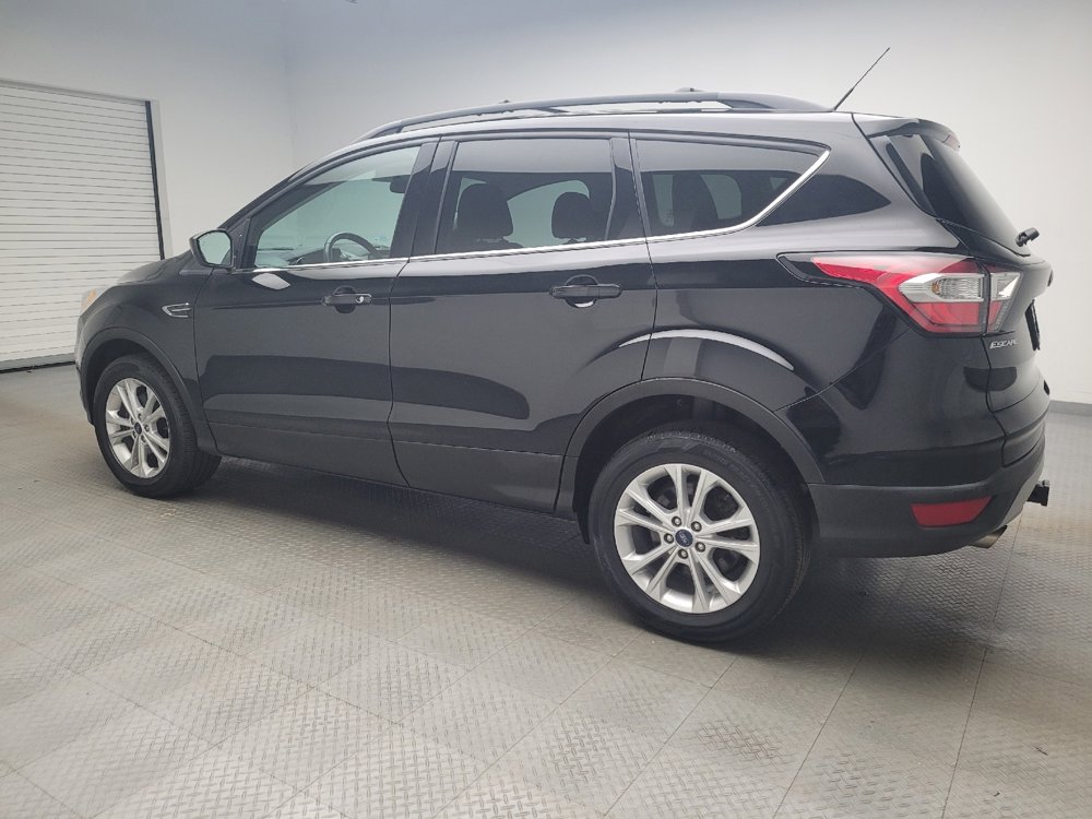 Used 2017 Ford Escape SE w/ SE Leather Comfort Package image 3