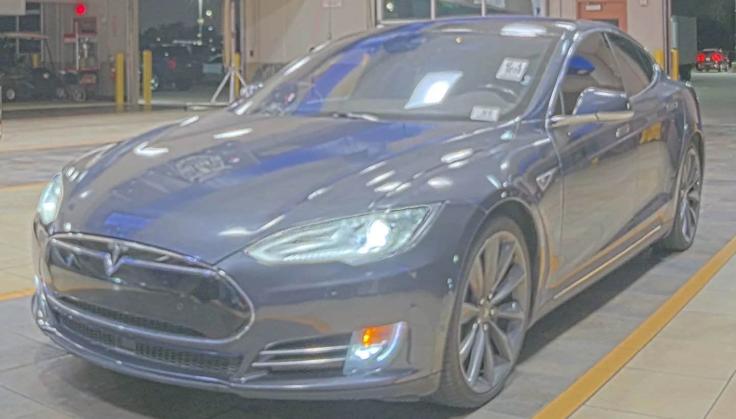 Used 2015 Tesla Model S 85