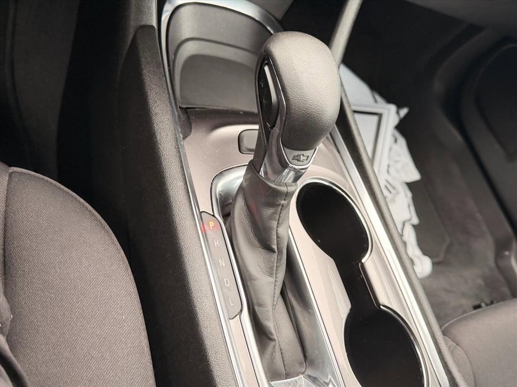 Used 2022 Chevrolet Malibu LT image 21