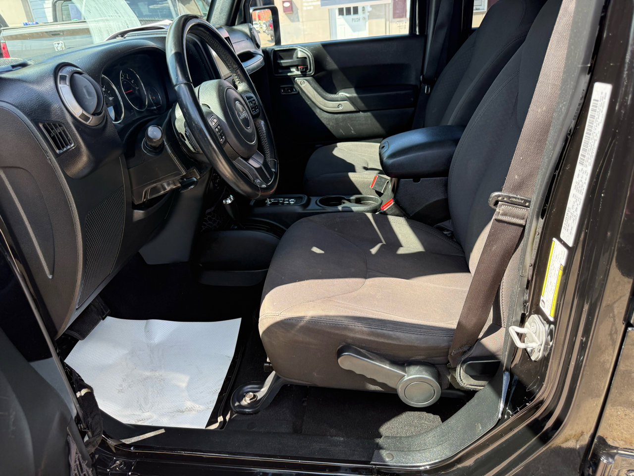 Used 2017 Jeep Wrangler Unlimited Sport w/ Quick Order Package 24S image 28