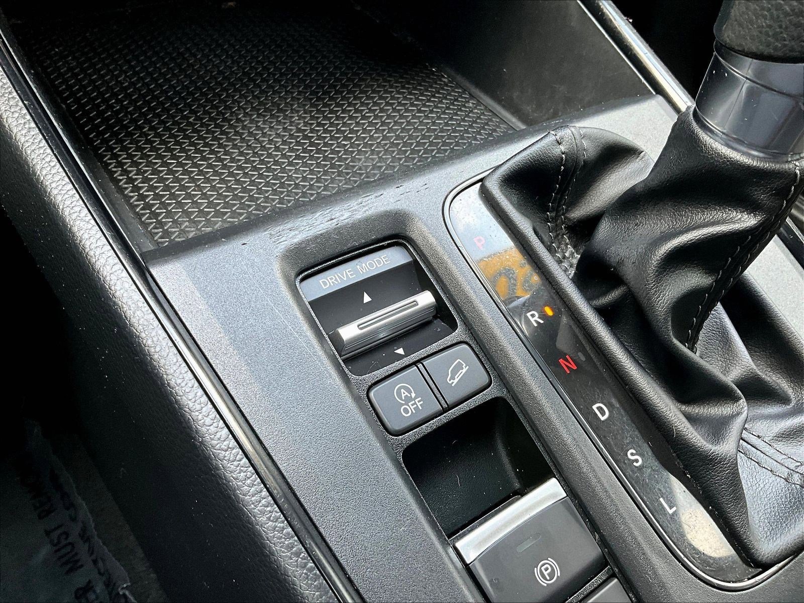 Used 2023 Honda CR-V LX image 14