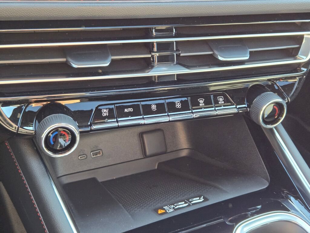 New 2026 Chevrolet Traverse Z71 w/ Enhanced Driving Package image 28