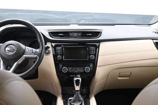 Used 2019 Nissan Rogue SL w/ Premium Package AWD/4WD image 22