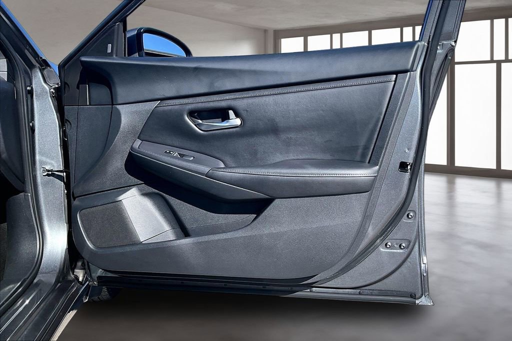 Used 2023 Nissan Sentra S image 25