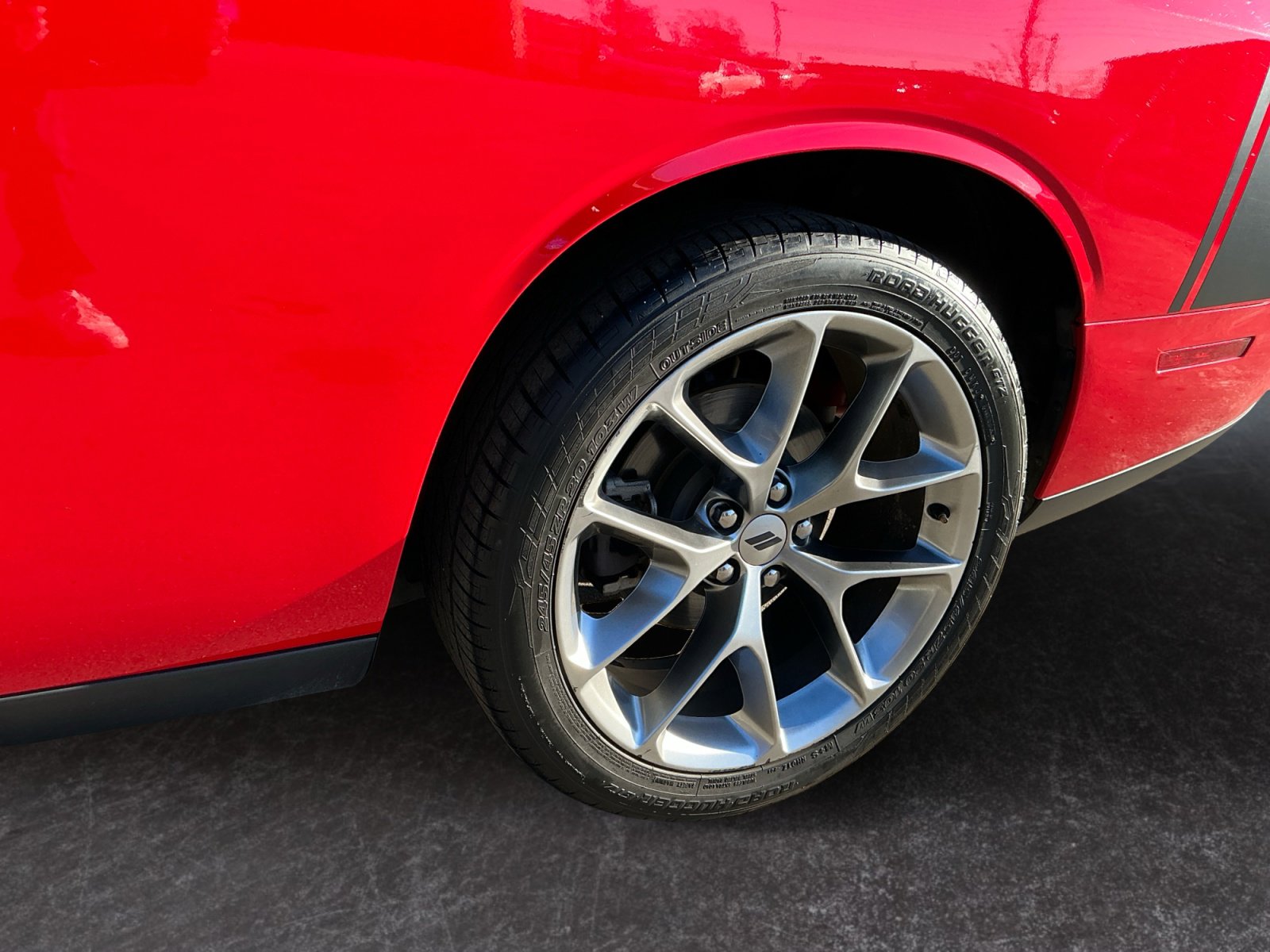 Used 2019 Dodge Challenger GT w/ Plus Package image 9