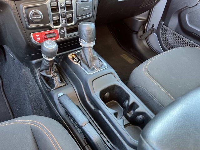Used 2023 Jeep Gladiator Mojave w/ Safety Group AWD/4WD image 32