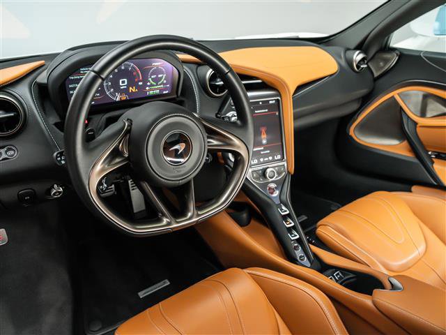 Used 2020 McLaren 720S Luxury image 16