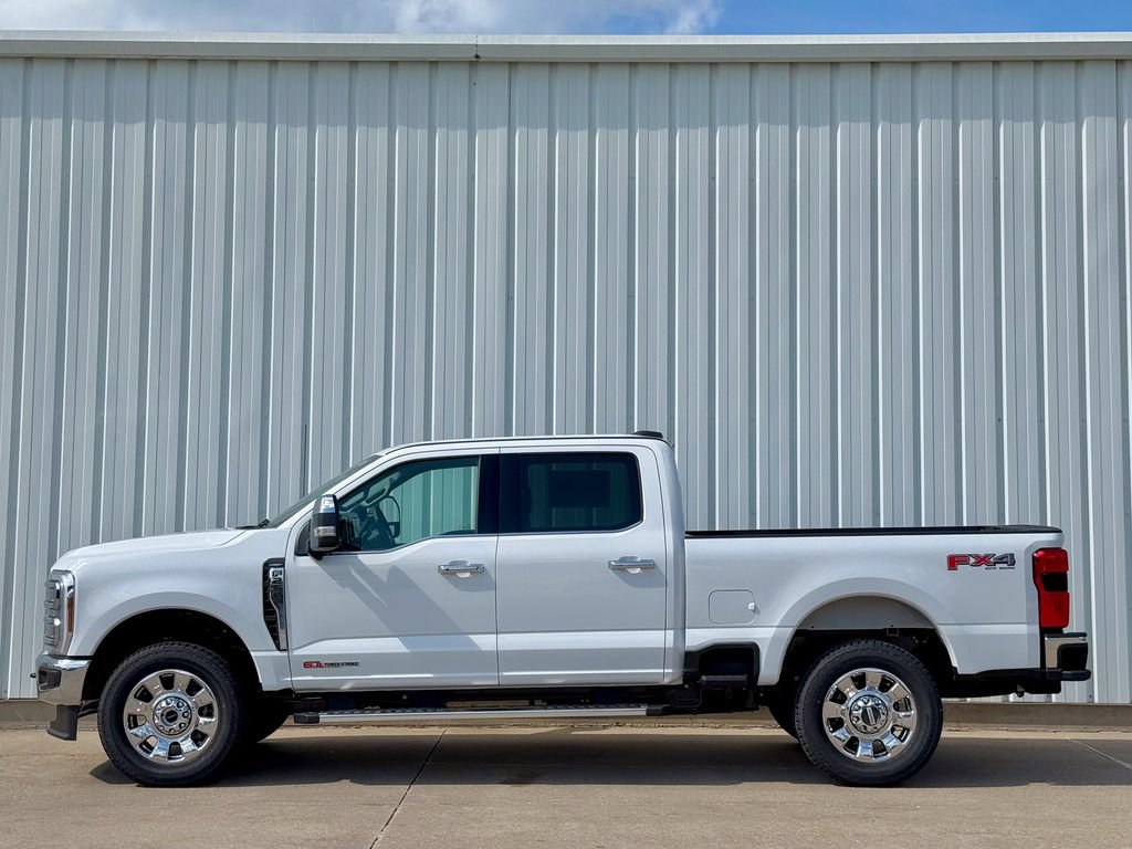 New 2026 Ford F250 Lariat w/ Chrome Package AWD/4WD image 3