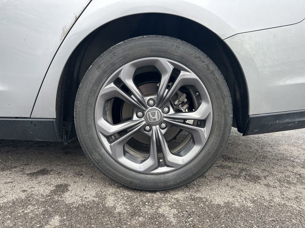 Used 2023 Honda Accord EX image 6