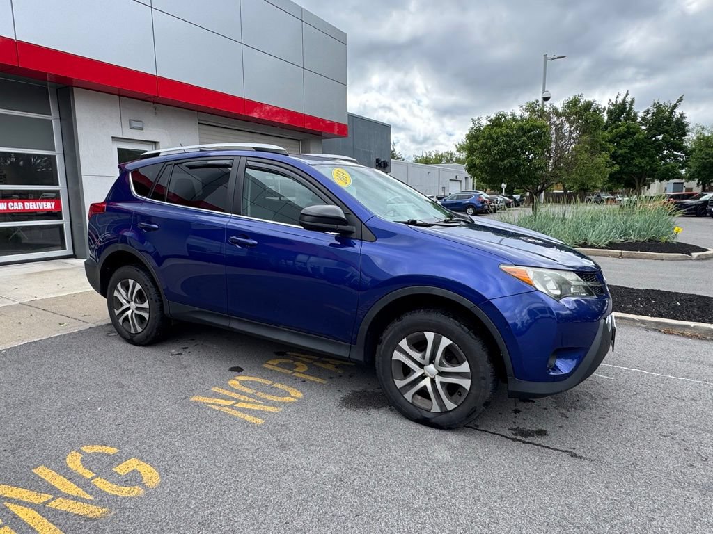Used 2014 Toyota RAV4 LE AWD/4WD image 22