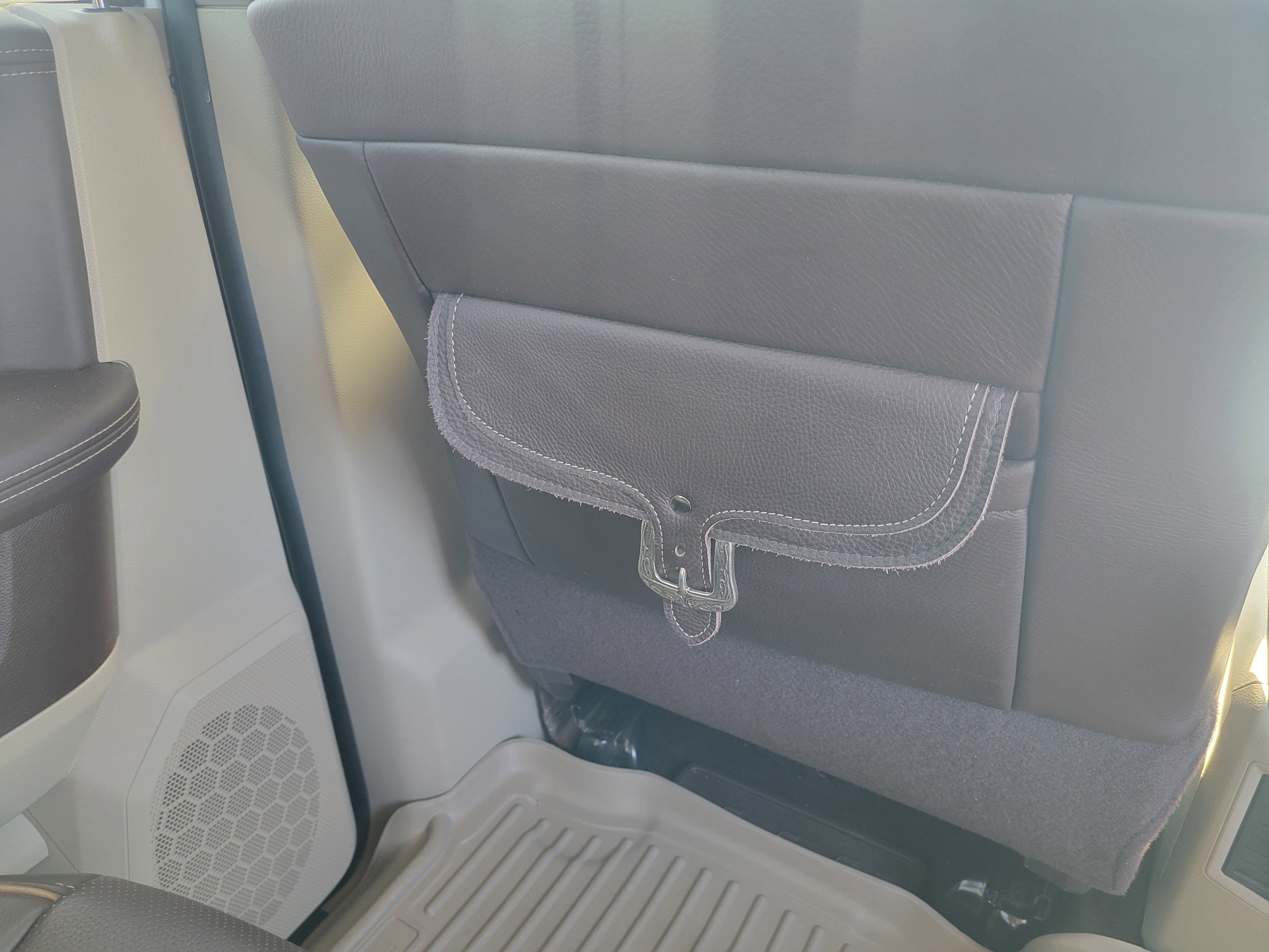 Used 2014 RAM 1500 Laramie Longhorn w/ Convenience Group image 19