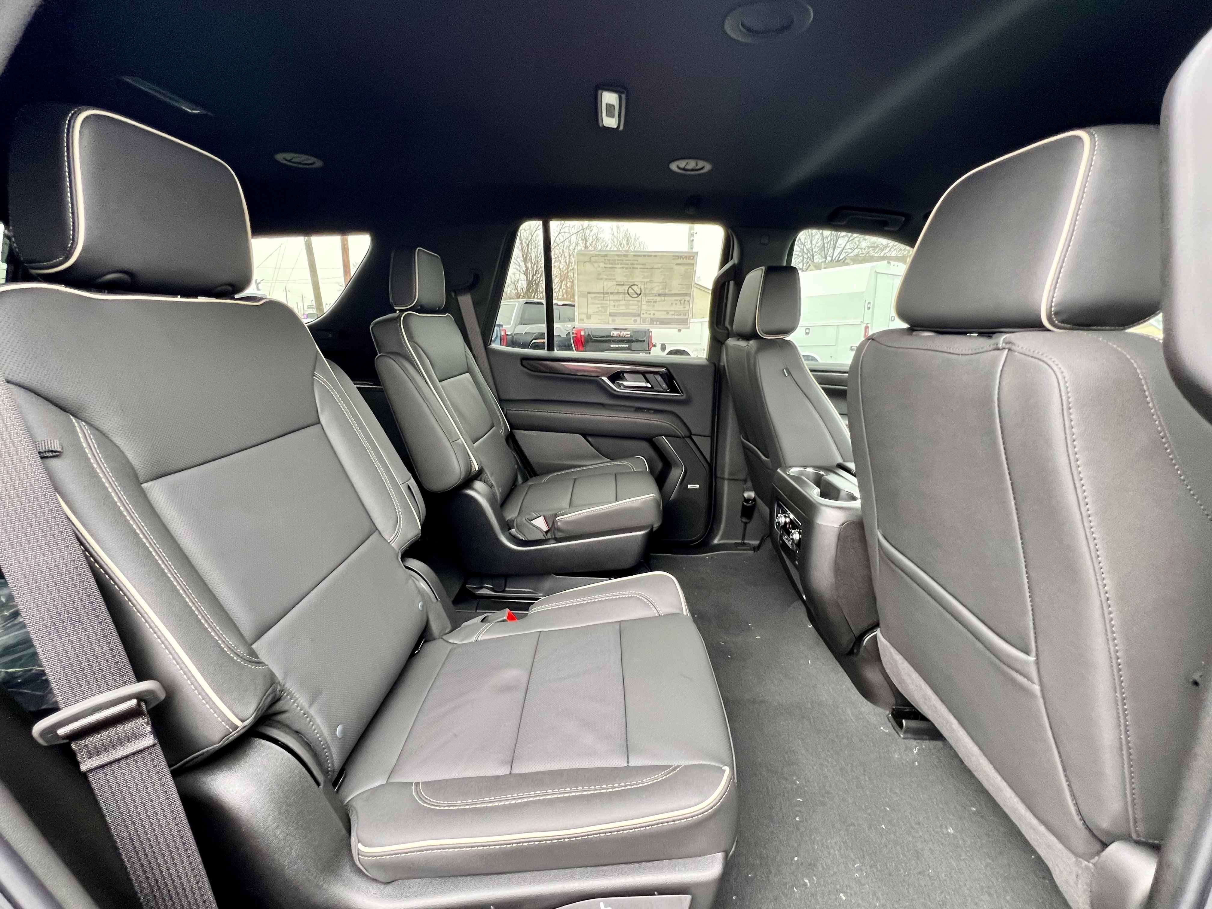 New 2026 GMC Yukon Elevation AWD/4WD image 35