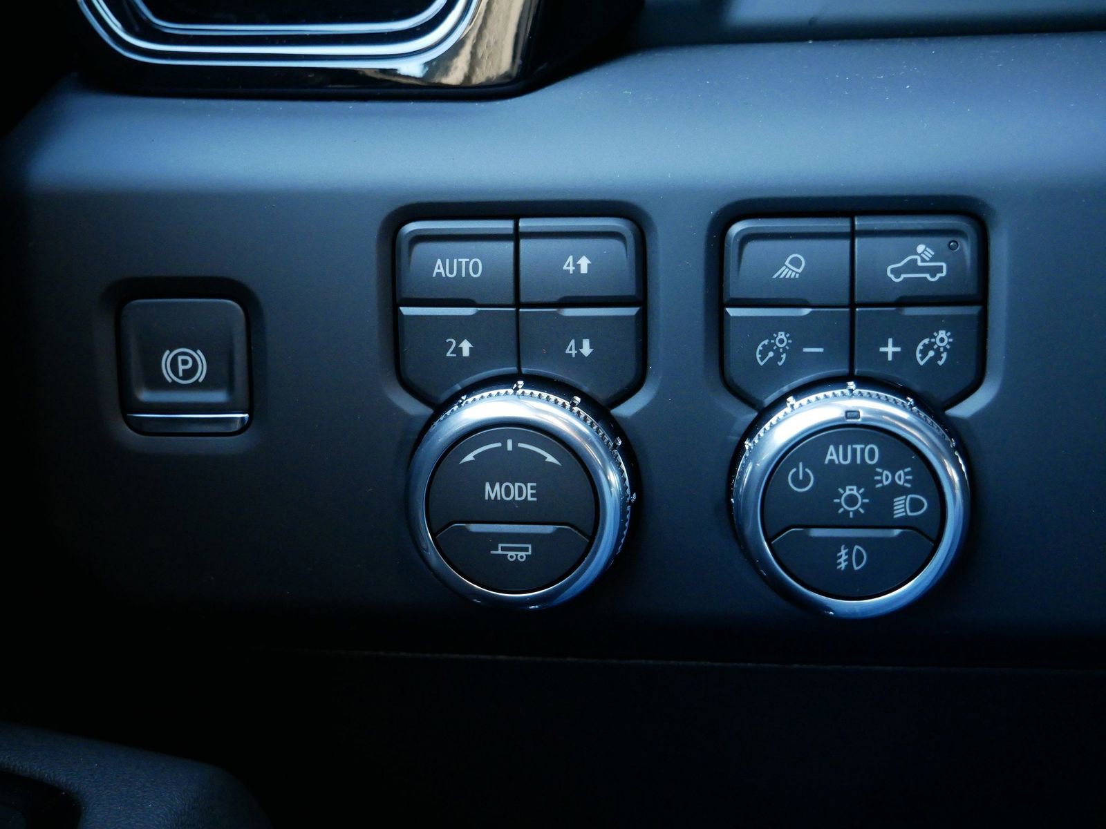 New 2026 GMC Sierra 2500 AT4 w/ AT4 Premium Plus Package image 15