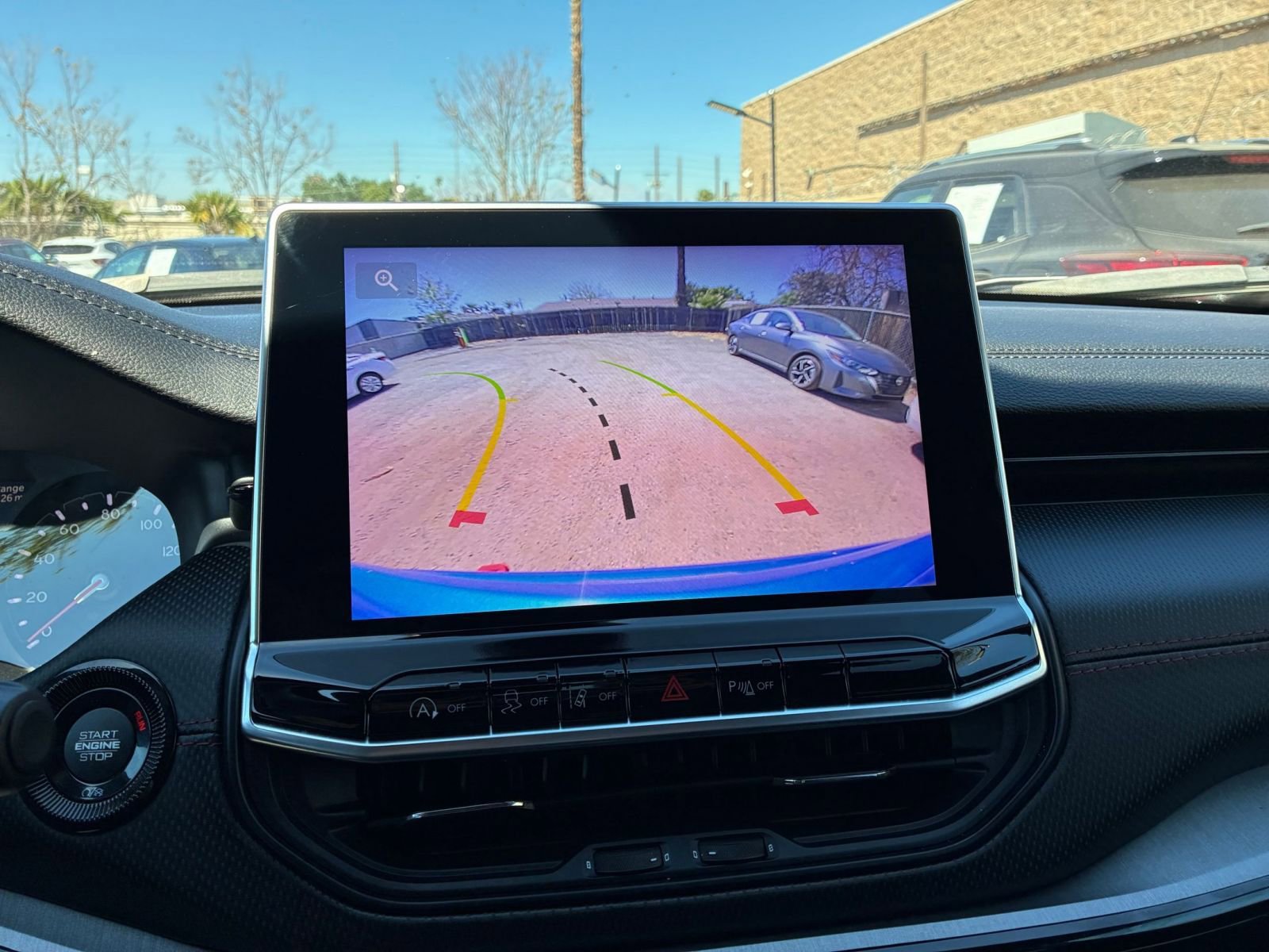 Used 2025 Jeep Compass Trailhawk AWD/4WD image 23