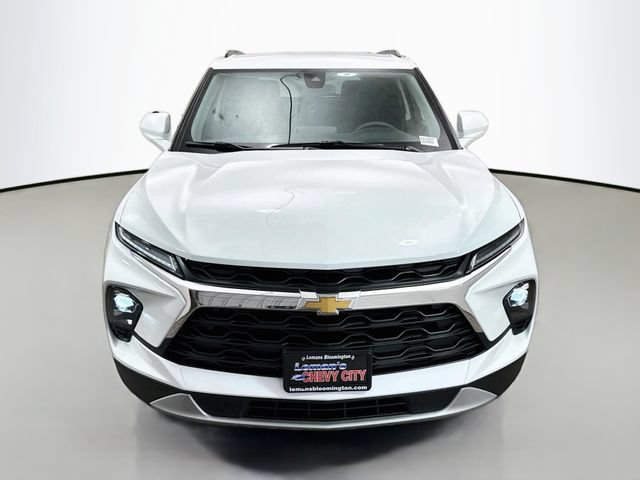 New 2026 Chevrolet Blazer LT w/ Convenience Package AWD/4WD image 2