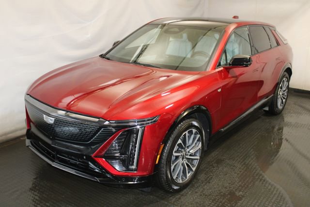 Certified 2024 Cadillac Lyriq Sport w/ LPO, Floor Liner Package AWD/4WD image 1