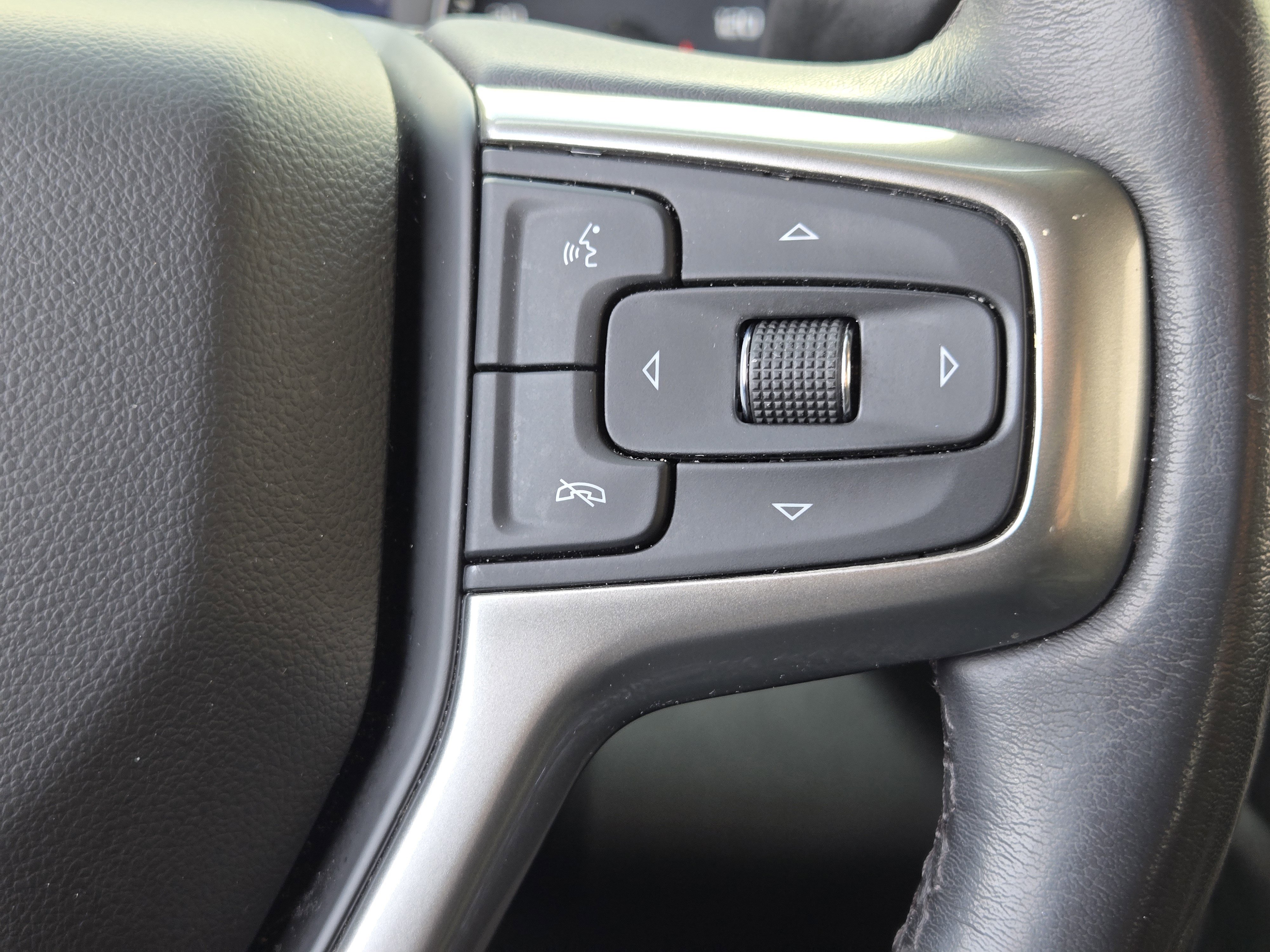 Used 2021 Chevrolet Silverado 1500 LT w/ Texas Edition Plus image 32