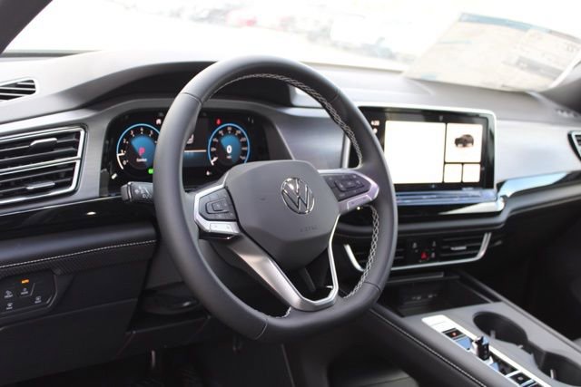 New 2026 Volkswagen Atlas Cross Sport SE image 11