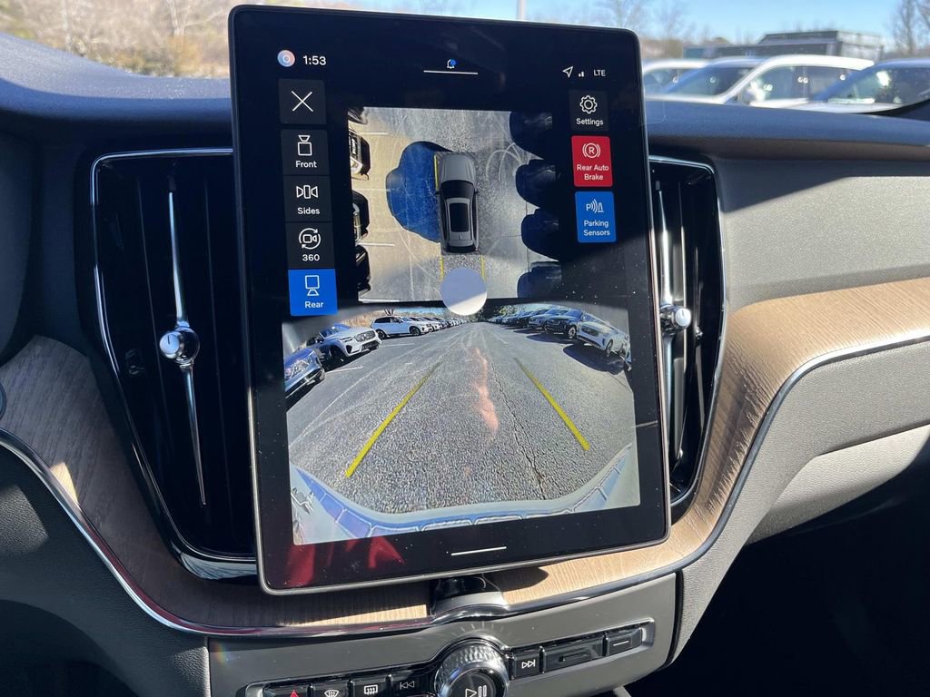 New 2026 Volvo XC60 B5 Plus w/ Protection Package Premier image 30