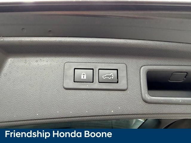 Used 2023 Subaru Forester Touring AWD/4WD image 38