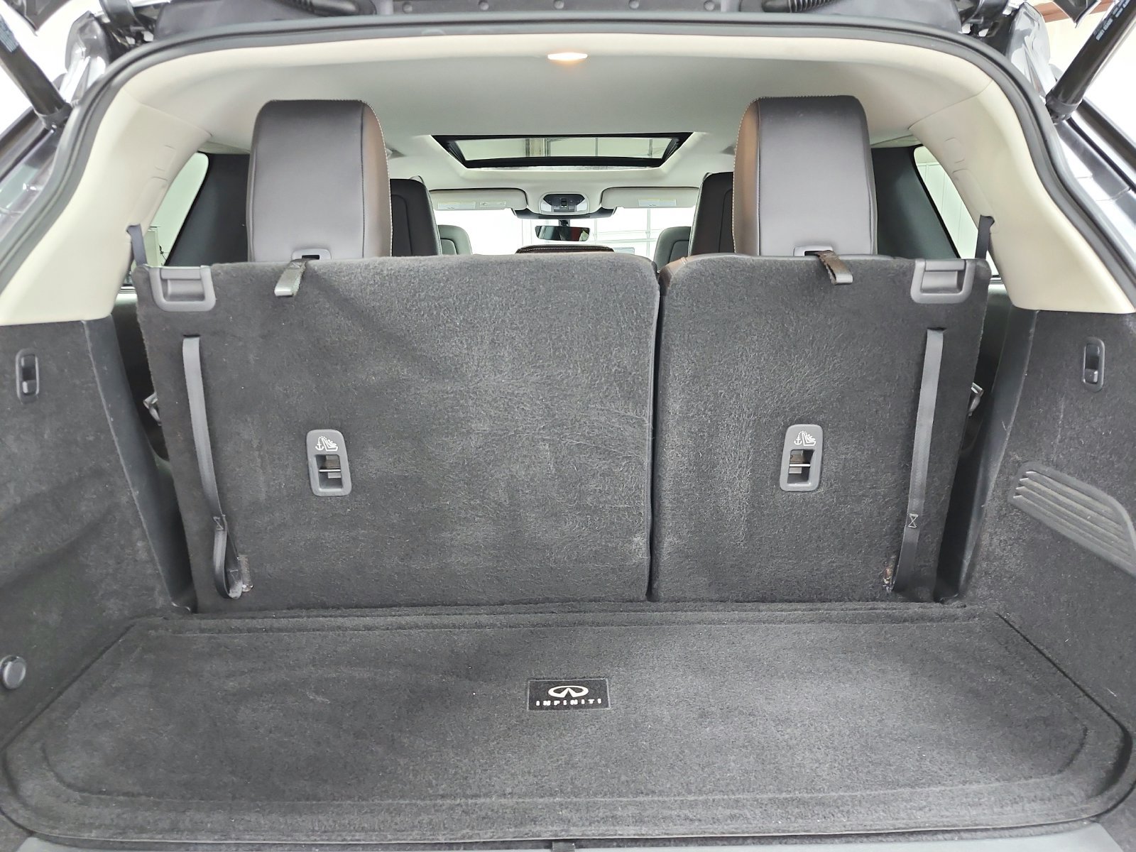 Used 2023 INFINITI QX60 Luxe w/ Cargo Package AWD/4WD image 47