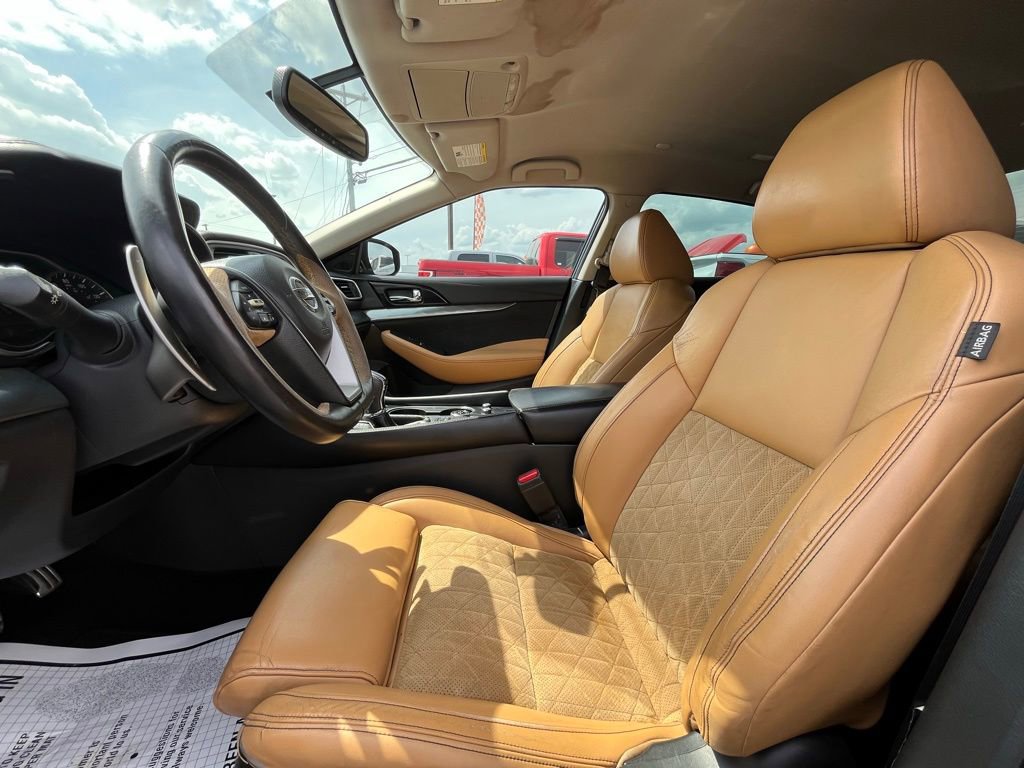 Used 2016 Nissan Maxima SR FWD image 16