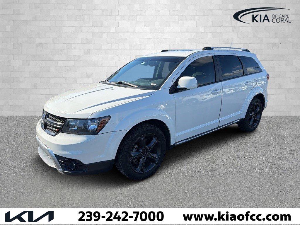 Used 2020 Dodge Journey Crossroad image 1