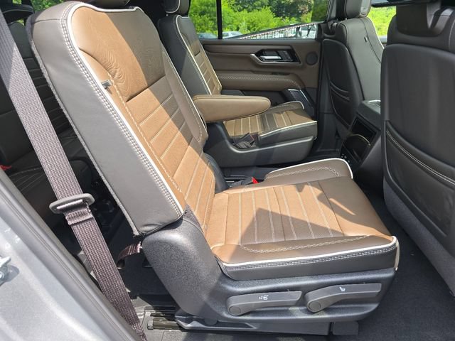 New 2026 GMC Yukon Denali Ultimate AWD/4WD image 26