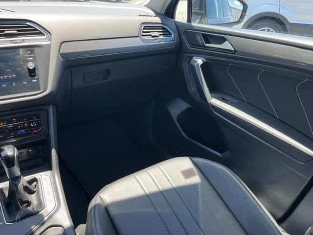 Used 2024 Volkswagen Tiguan SE FWD image 18