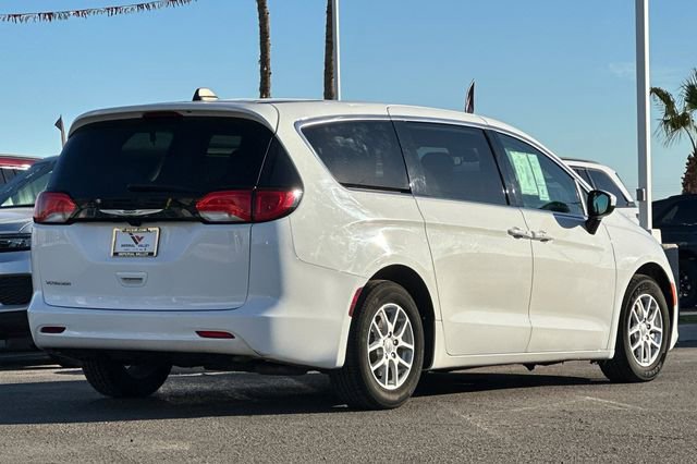 Certified 2023 Chrysler Voyager LX image 7