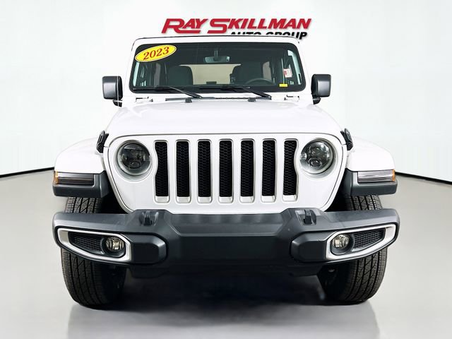 Used 2023 Jeep Wrangler Sahara image 2