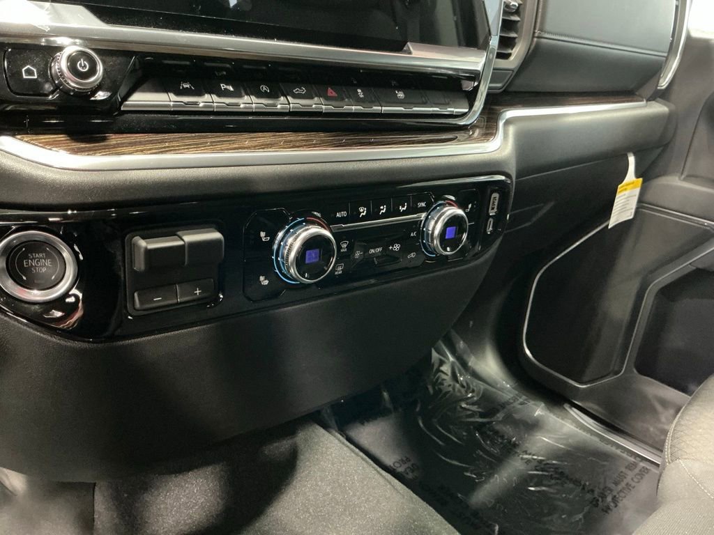 Used 2026 GMC Sierra 1500 SLE w/ Preferred Package RWD image 26