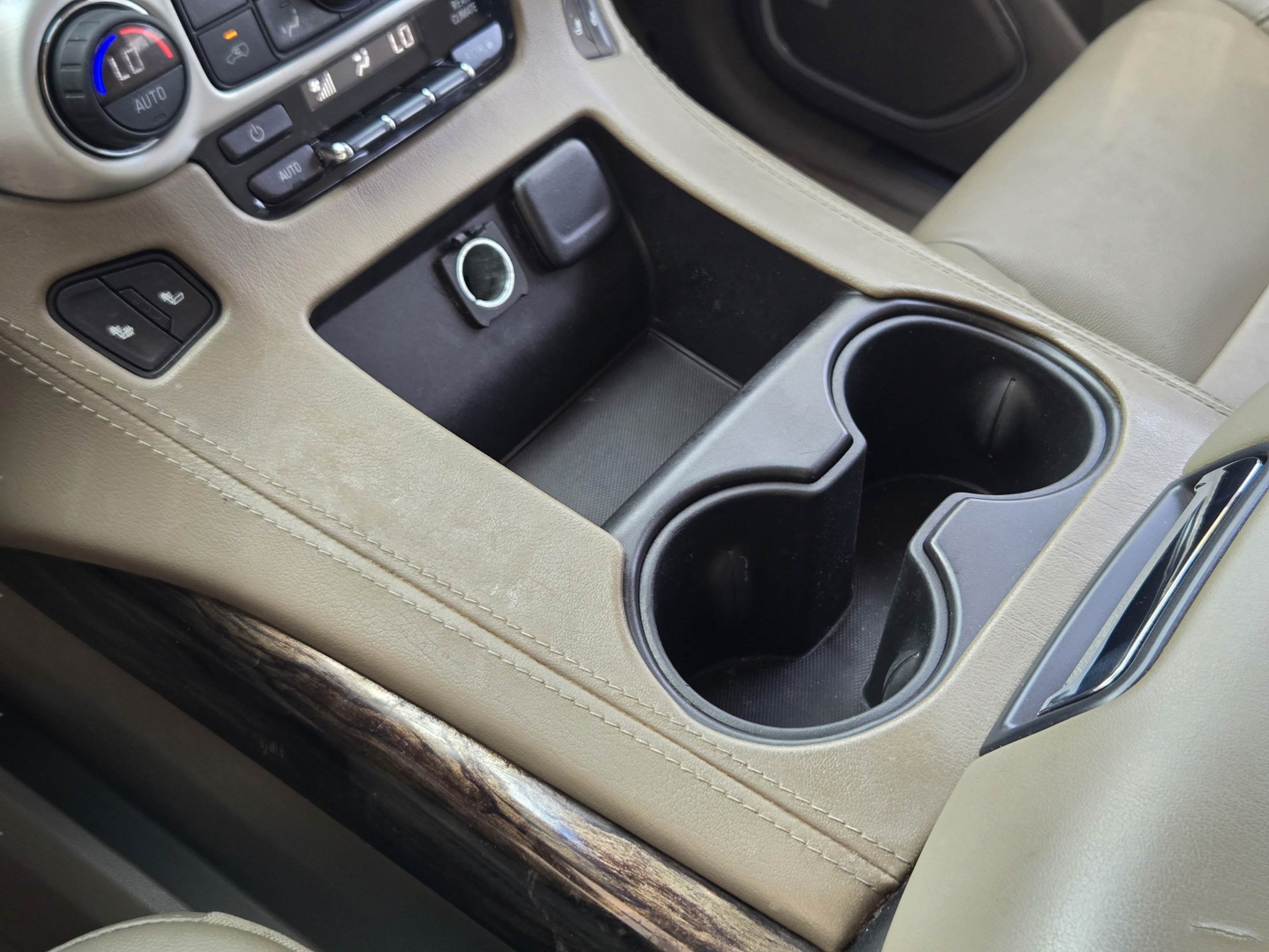 Used 2019 GMC Yukon SLT RWD image 18