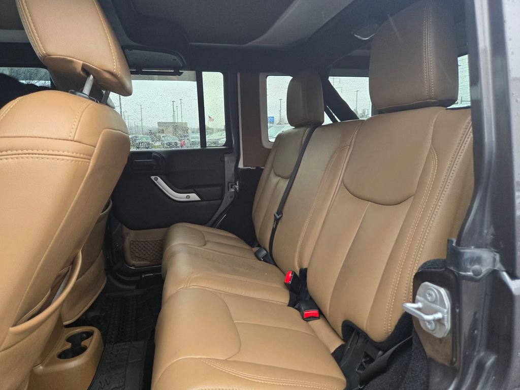 Used 2017 Jeep Wrangler Unlimited Sahara w/ Connectivity Group image 2