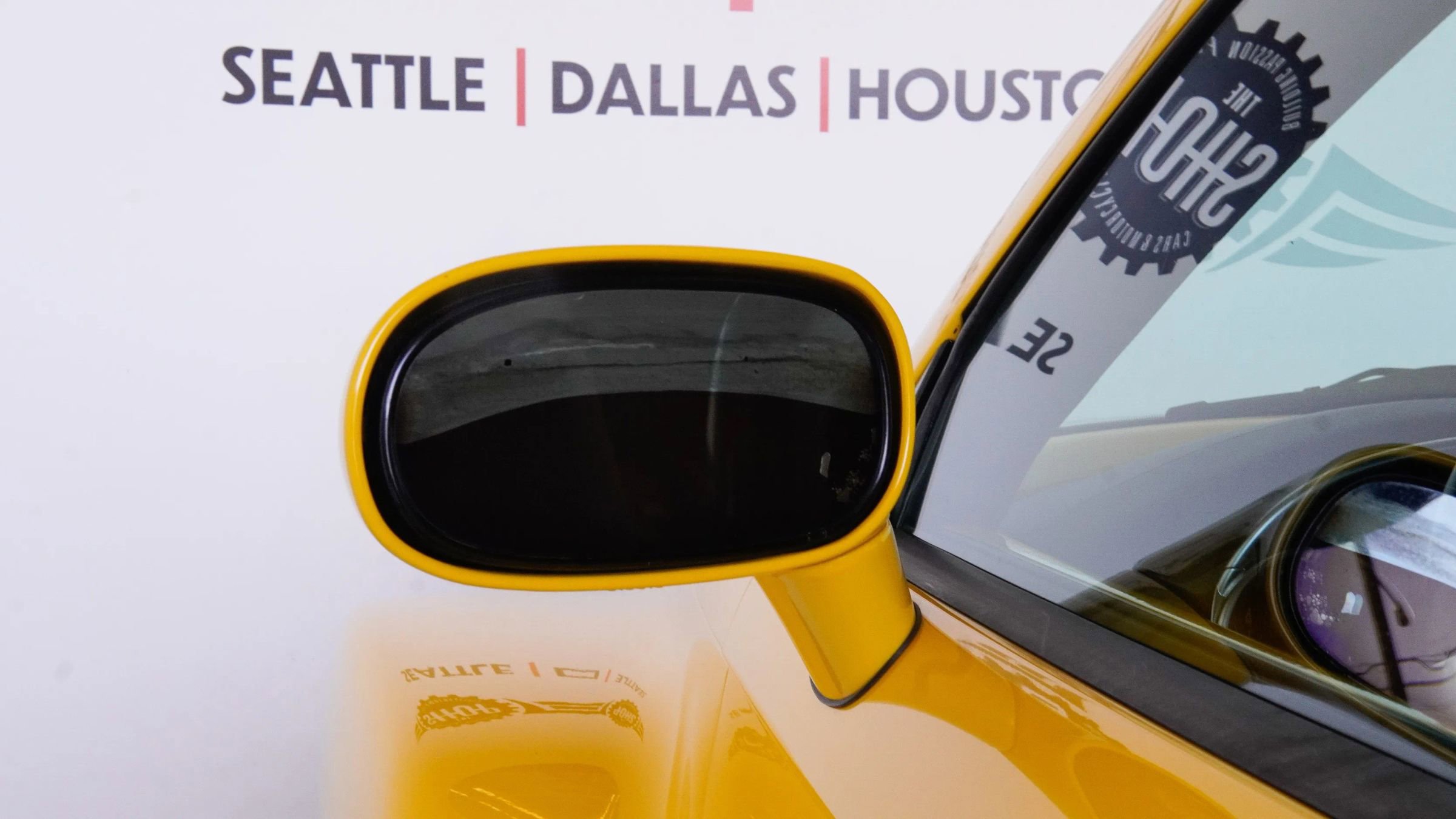 Used 2006 Chevrolet SSR w/ Preferred Equipment Group image 25